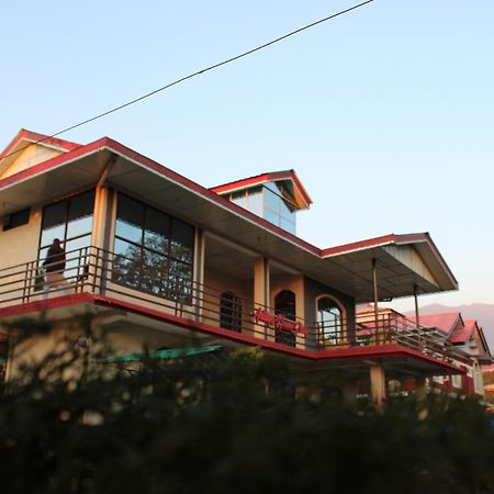 Aditya Homestay Bir-Billing Surrounded By Mountains Exterior photo