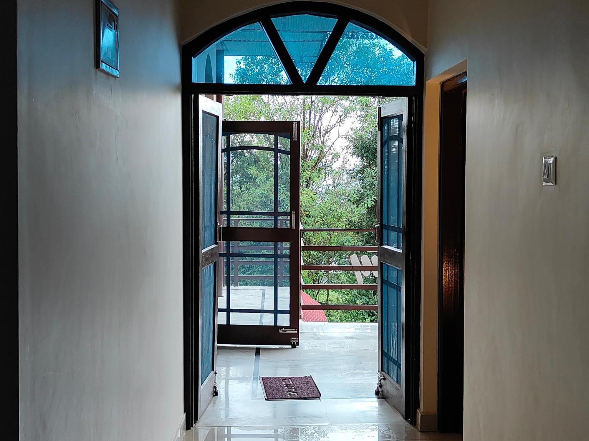 Aditya Homestay Bir-Billing Surrounded By Mountains Exterior photo