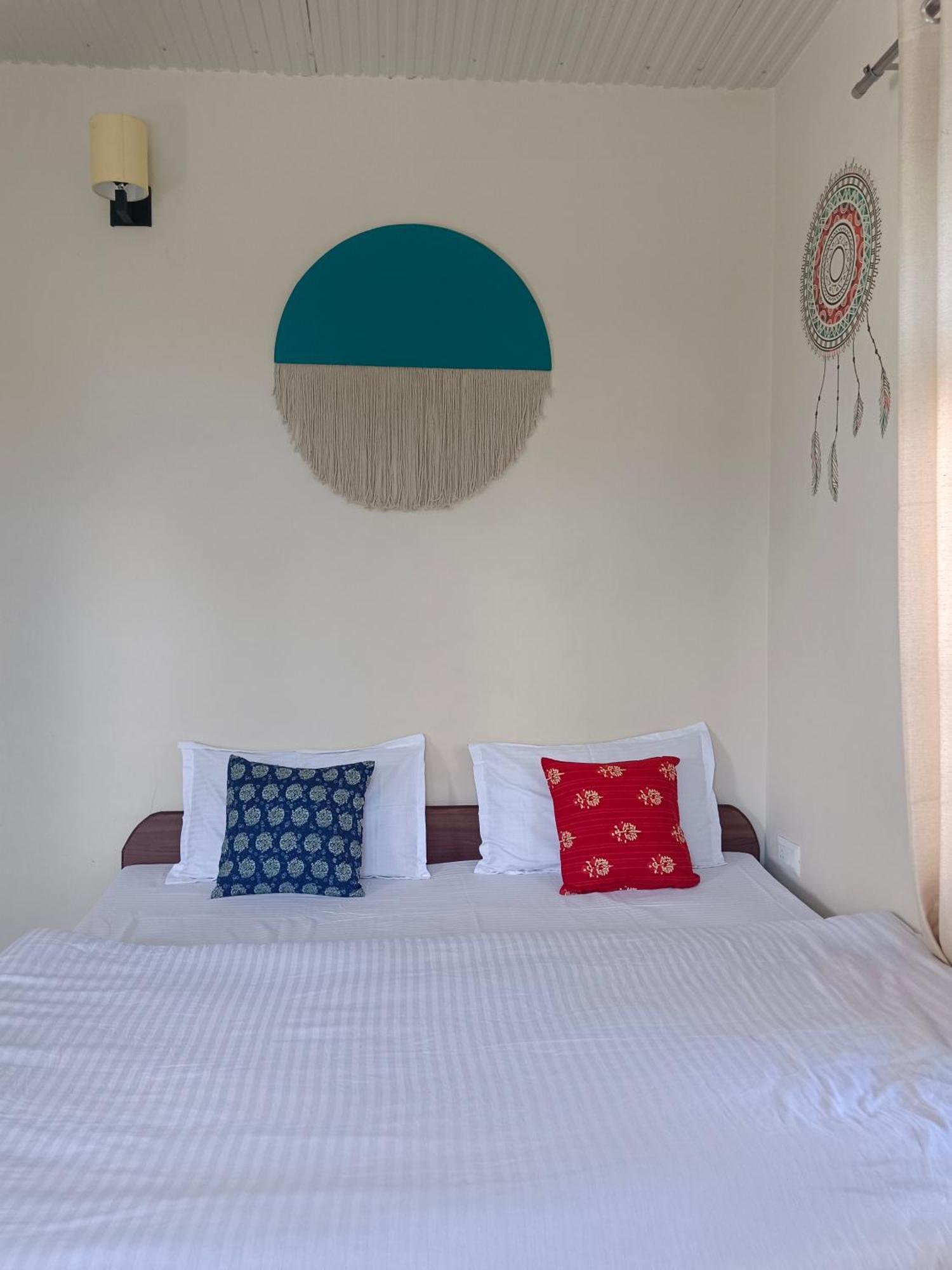 Aditya Homestay Bir-Billing Surrounded By Mountains Exterior photo